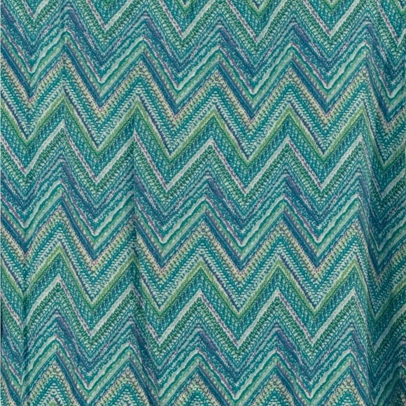 Women’s J. Jill Chevron Patterned Blue/Green Button Down Tank: L (Petite) - Picture 6 of 6